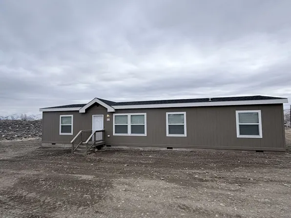 8524 Durango Dr, Elko, NV 89801