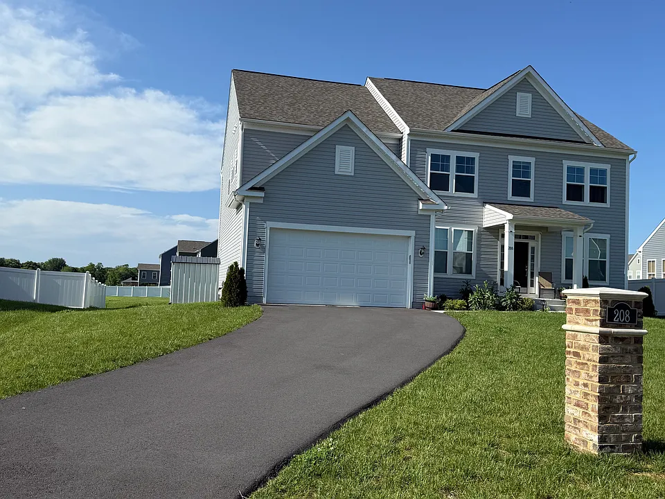 208 Wintergreen Way
