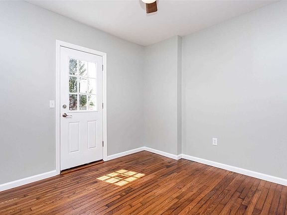3rd image of 68 Beechwood St