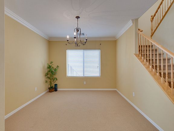 4th image of 4337 Galapagos Ave