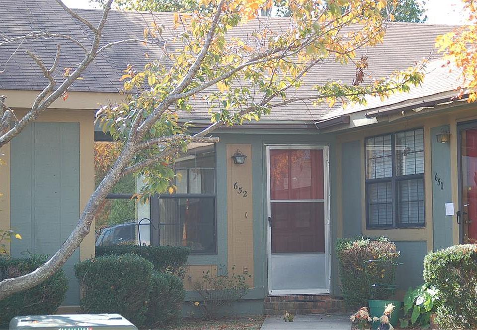 1st image of 652 Gawin Dr #D
