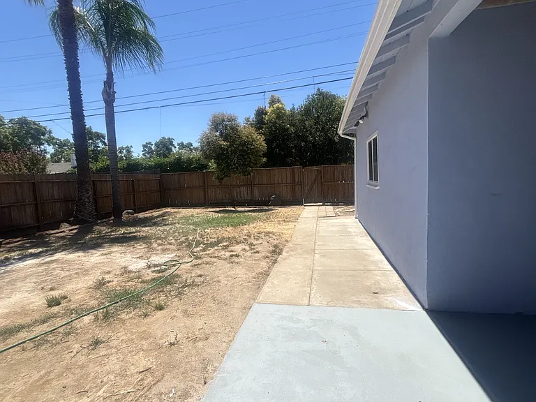 1434 W Orangeburg Ave — Photo 12