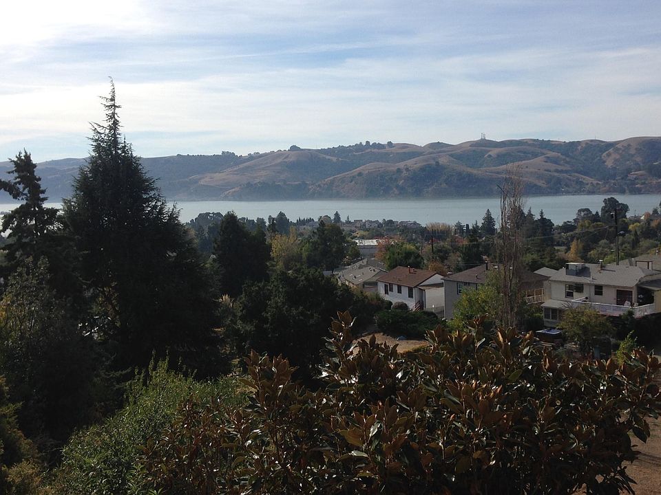 View of Carquinez Strait