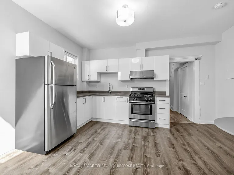 61 Chelsea Ave #2 — Photo 7