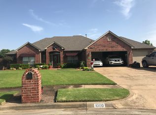 1000 E Vancouver St, Broken Arrow, OK 74012