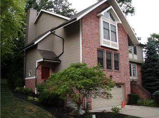 294 The Pines Dr, Pittsburgh, PA 15243