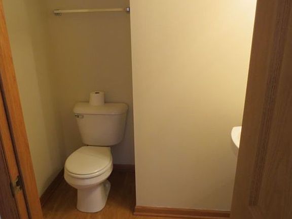 3rd image of 1103 Symphony Dr