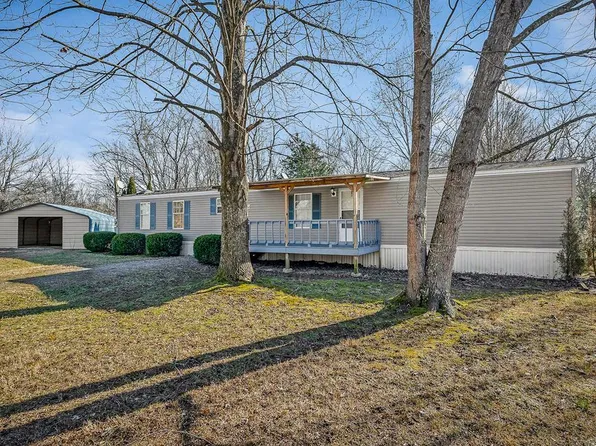 67 Fairview Loop, Crossville, TN 38571