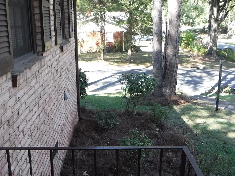 2400 Cartwright Pl — Photo 18