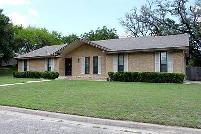 1st image of 2620 River Oaks Dr