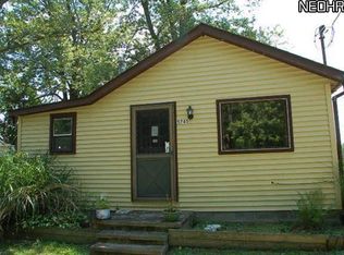 5745 Overlook Dr, Chippewa Lake, OH 44215