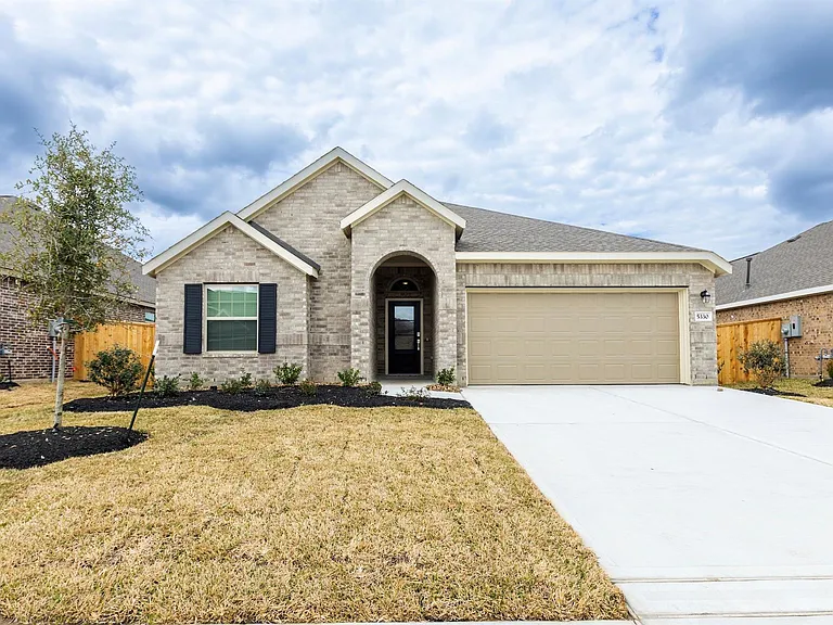 5330 Sleepy Fox Ln — Photo 1