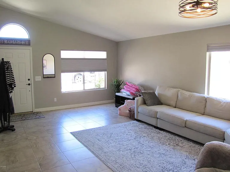 2891 S Los Altos Pl — Photo 7