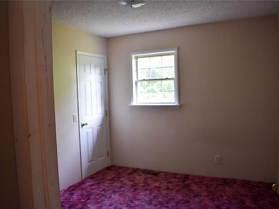 4th image of 7145 Maywood Cir