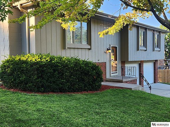 3rd image of 3108 Duane Ave