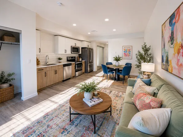 864 Secord Blvd NW #105, Edmonton, AB T5T 7R9