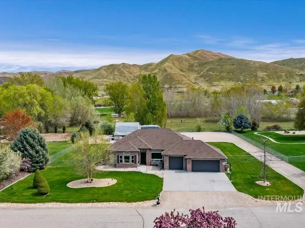 760 Celeste Dr, Emmett, ID 83617