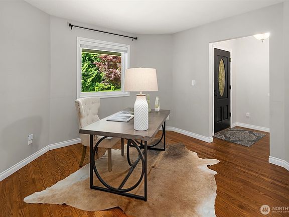 3rd image of 23821 139th Drive SE