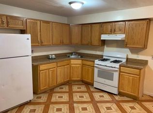 189 95th St #B, Far Rockaway, NY 11693