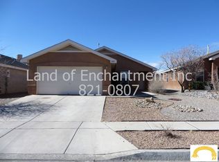 9815 Silverton Dr NW, Albuquerque, NM 87114