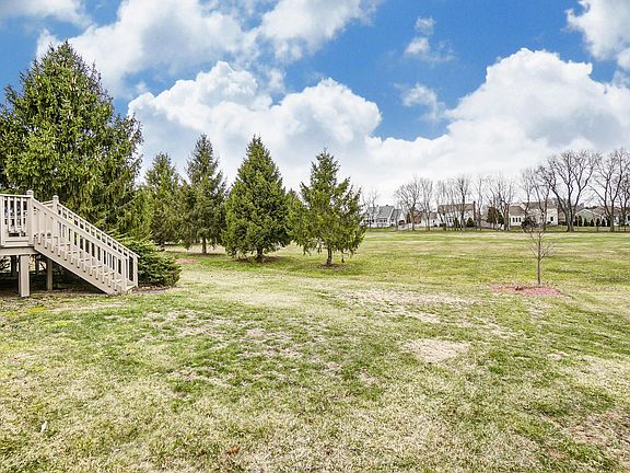4th image of 7463 Balfoure Cir