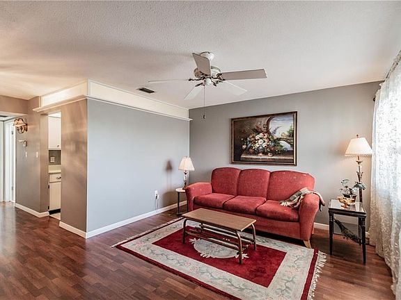 4th image of 1235 S Highland Ave #1-305