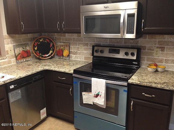 5th image of 8240 Lake Woodbourne Dr W