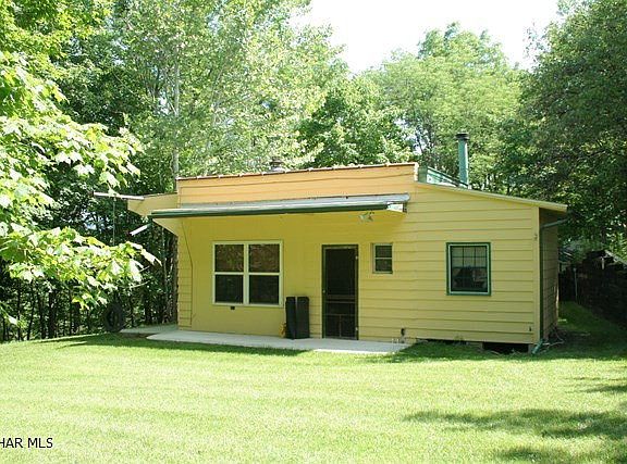 3rd image of 206 Louella Dr
