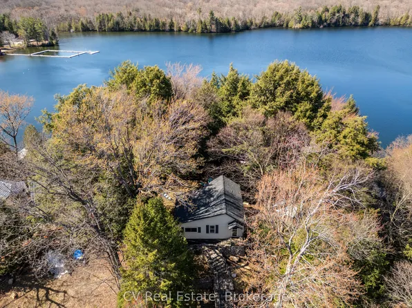 1117 Bert Sims Rd, Muskoka Lakes, ON P0B 1M0