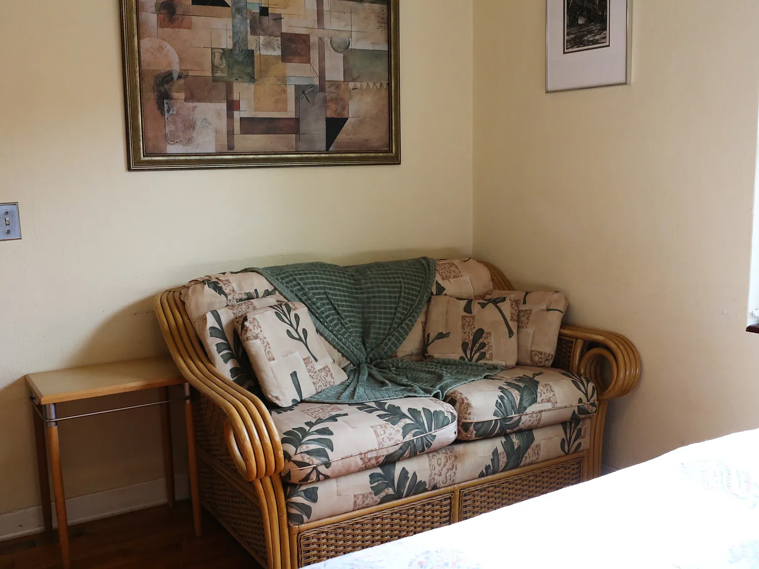 1 bed, 375 sqft, $1,600 — Photo 4