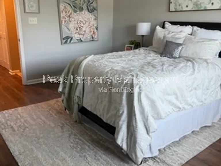 5933 Belston Ct — Photo 10