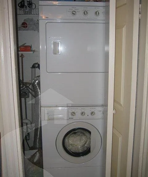 79 Kinnaird St — Photo 8