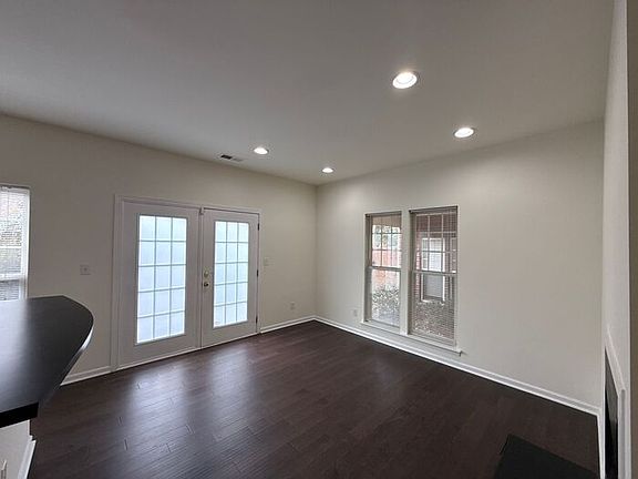 4th image of 3038 Uxbridge Woods Ct