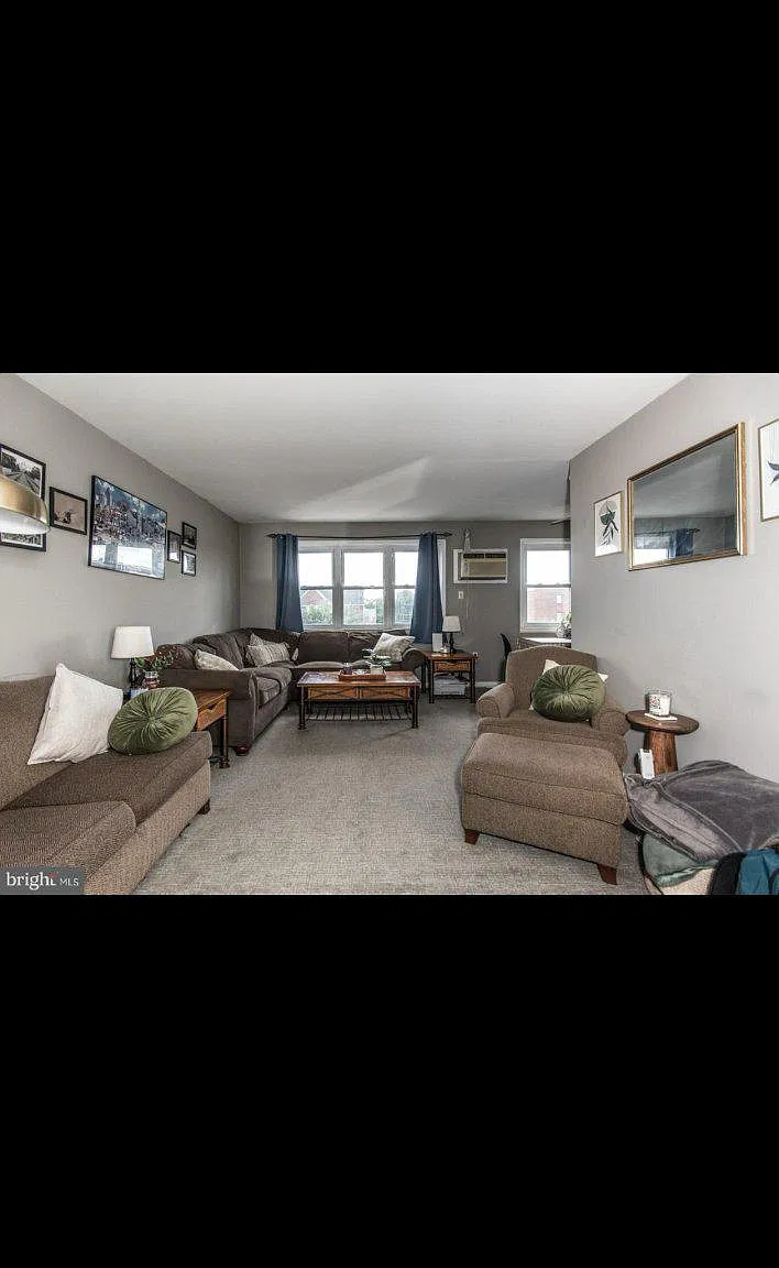 2 bed, 1.0 bath, 960 sqft, $1,700 — Photo 4
