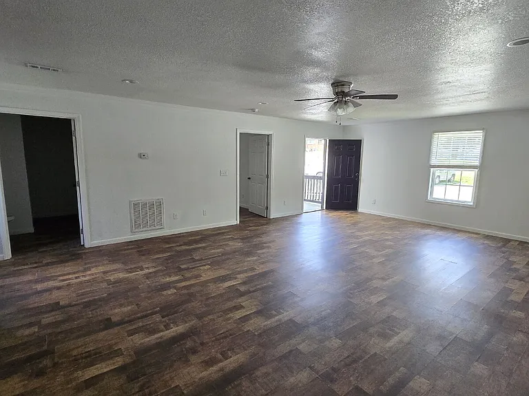 39 Laney Ln #A — Photo 10