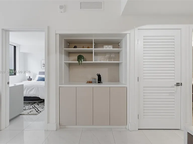 301 Altara Ave #520 — Photo 16