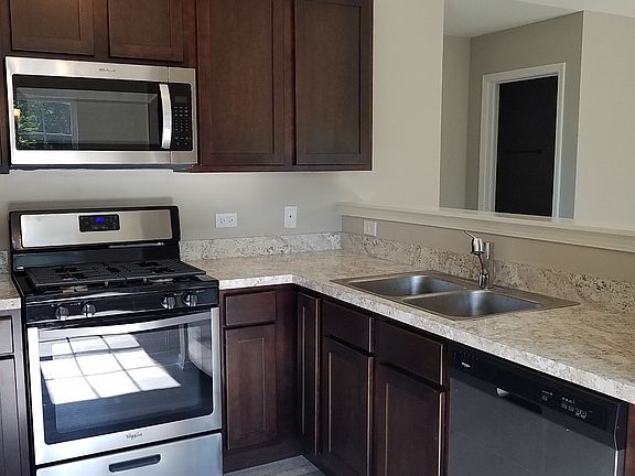 3rd image of 4370 Timber Ridge Ct