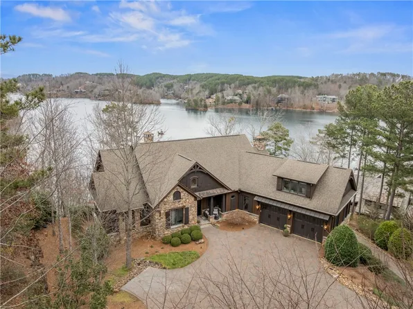 320 Knollwood Dr, Salem, SC 29676