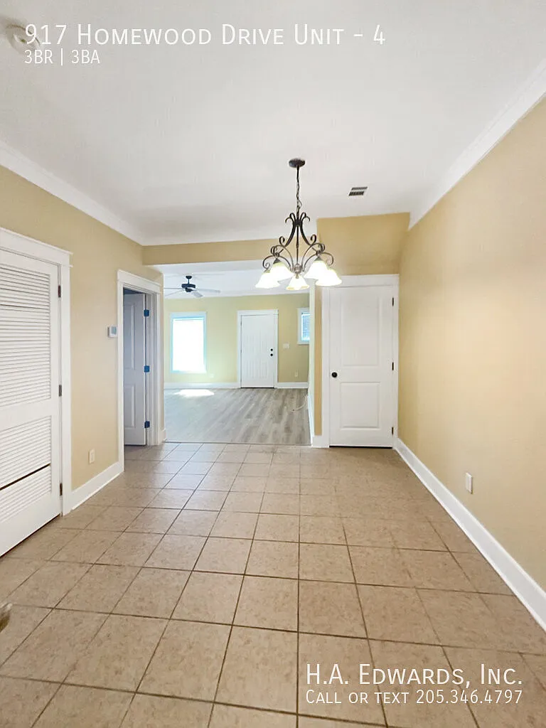 The Grove at University Park - Unit #4 — Photo 4