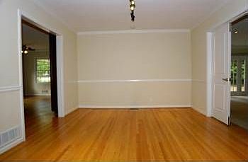 4th image of 1795 Council Bluff Dr