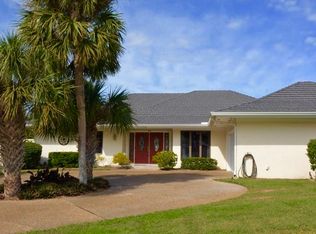 1790 Seagrove Dr, Vero Beach, FL 32963