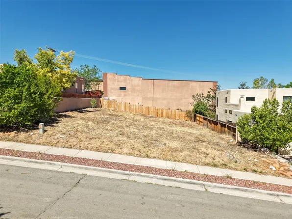 2164 Ridgeview Cir, Santa Fe, NM 87505
