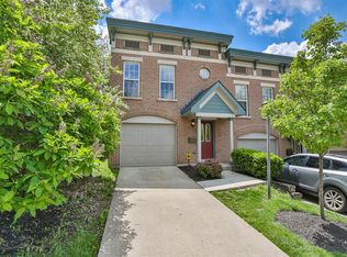 609 Straight St, Lake Waynoka, OH 45219