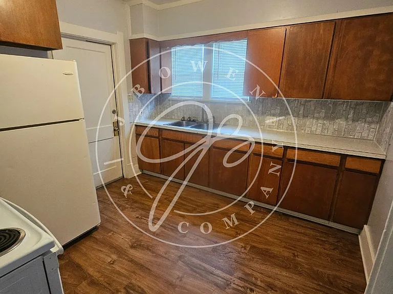 3826 Revere Dr — Photo 8