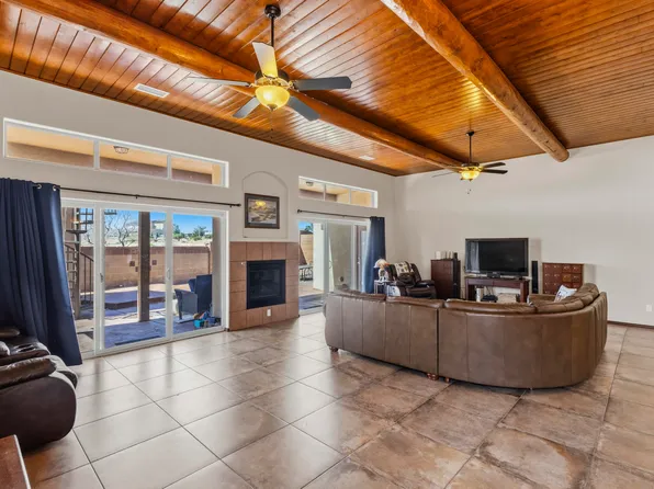 6324 Camino De Paz Rd NW, Albuquerque, NM 87120