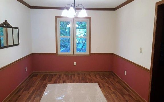 4th image of 5565 Parker Hill Ln
