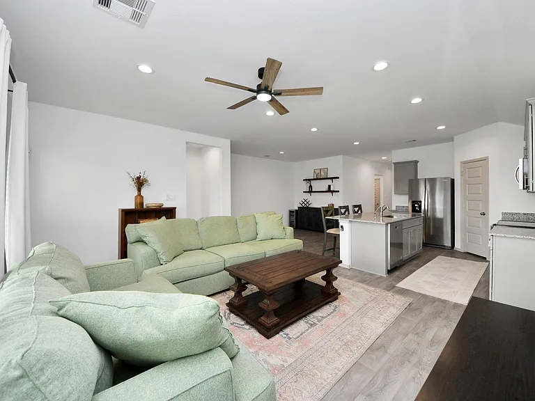 1137 Buffalograss Trl — Photo 21