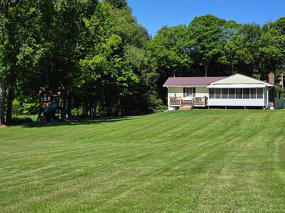 3rd image of 156 Enid Rd