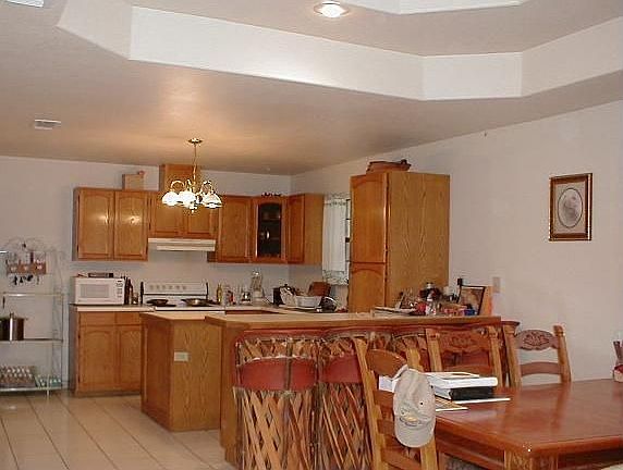 3rd image of 1805 Timberwood Dr