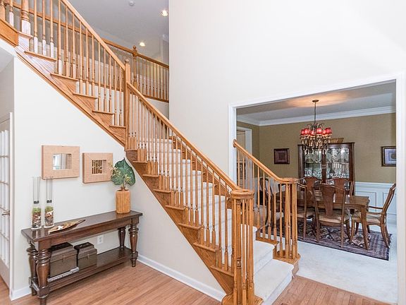 5th image of 1207 Indian Trail Dr